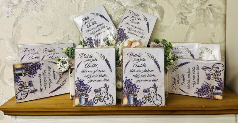 Dřevěný obrázek s textem - Přátelé